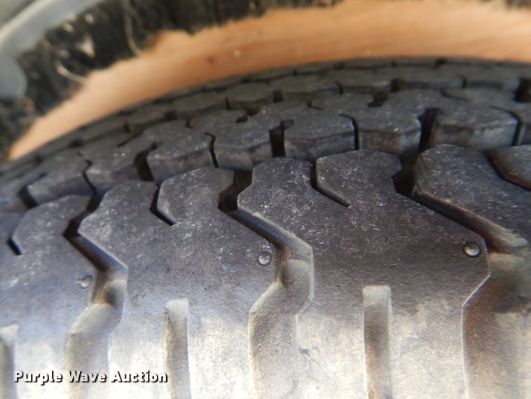 image for item AE9730 2016 Tahoe 400T  boat