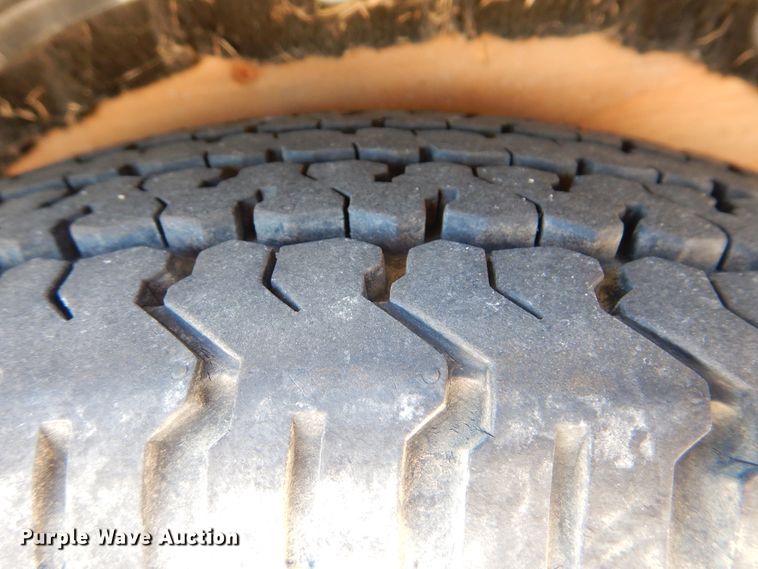 image for item AE9730 2016 Tahoe 400T  boat