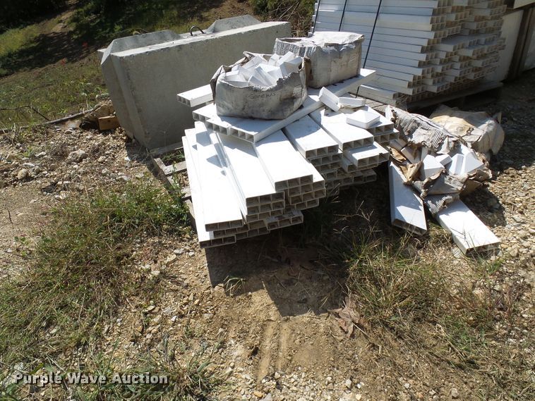 image for item DC2976 Vinyl fence supplies