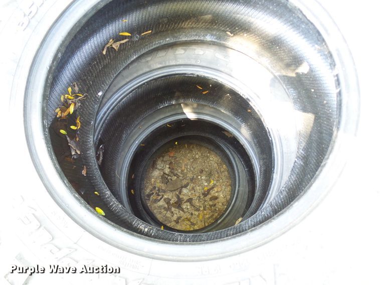 image for item DC2985 Tires and wheels