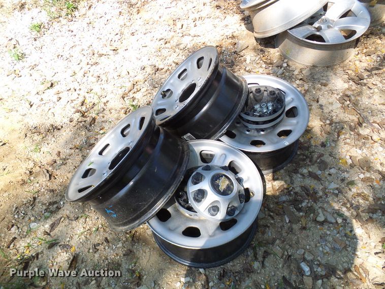 image for item DC2985 Tires and wheels