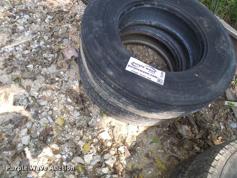 image for item DC2985 Tires and wheels