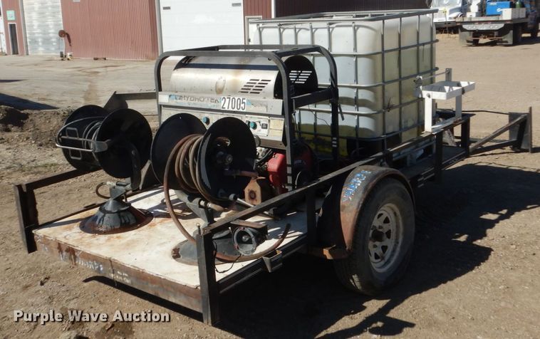 image for item DC8817 2001 Buck Dandy