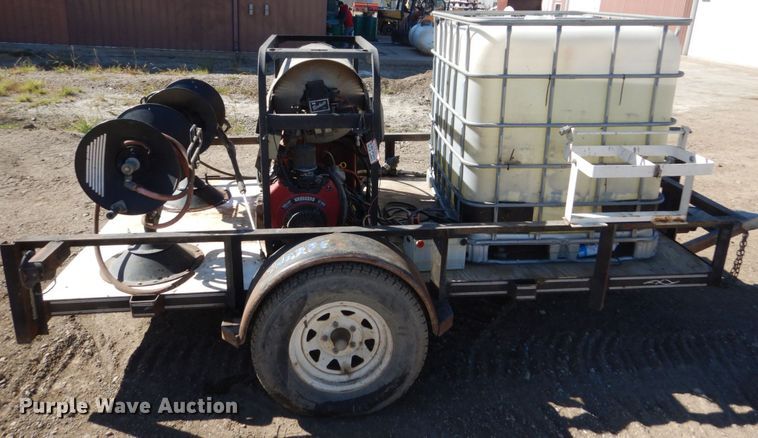 image for item DC8817 2001 Buck Dandy