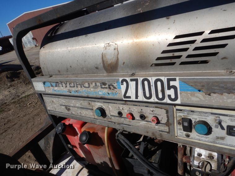 image for item DC8817 2001 Buck Dandy