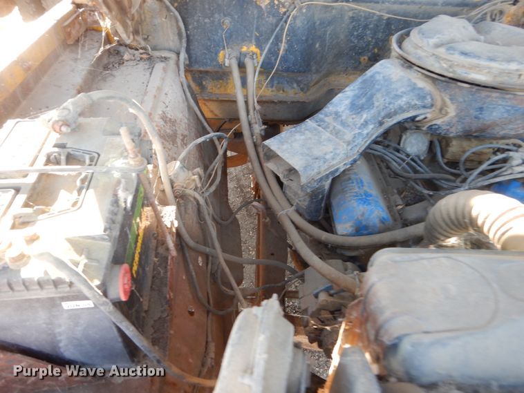 image for item DC8836 1967 Ford F600  flatbed truck