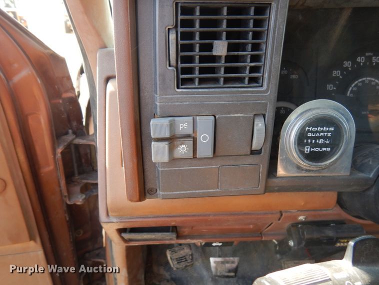 image for item DC8881 1990 Chevrolet K3500  flatbed pickup truck