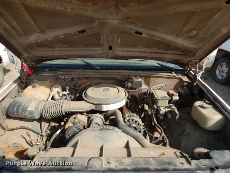 image for item DC8881 1990 Chevrolet K3500  flatbed pickup truck