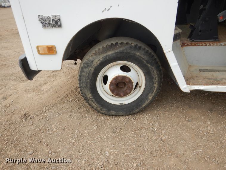 image for item DC8940 1990 Chevrolet P30  delivery truck