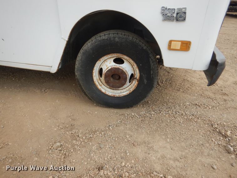 image for item DC8940 1990 Chevrolet P30  delivery truck