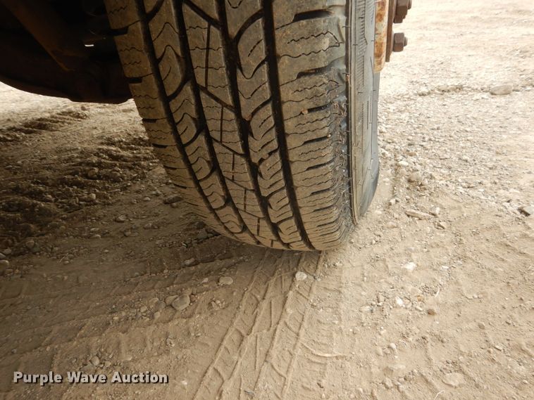 image for item DC8940 1990 Chevrolet P30  delivery truck