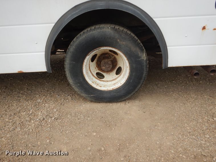 image for item DC8940 1990 Chevrolet P30  delivery truck