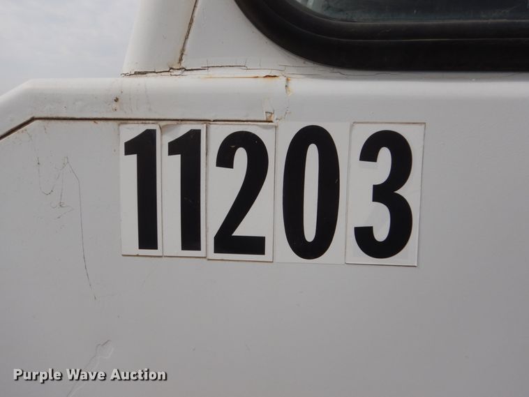 image for item DC8940 1990 Chevrolet P30  delivery truck