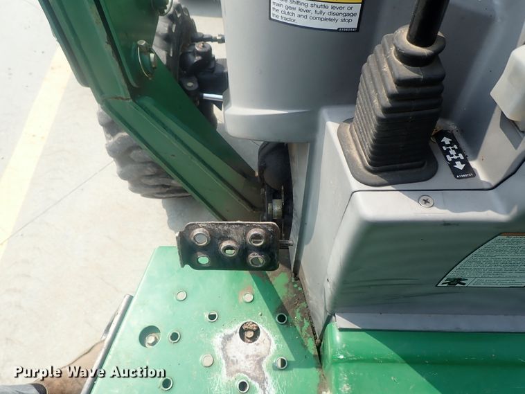 image for item DE0768 Montana 2740  MFWD tractor