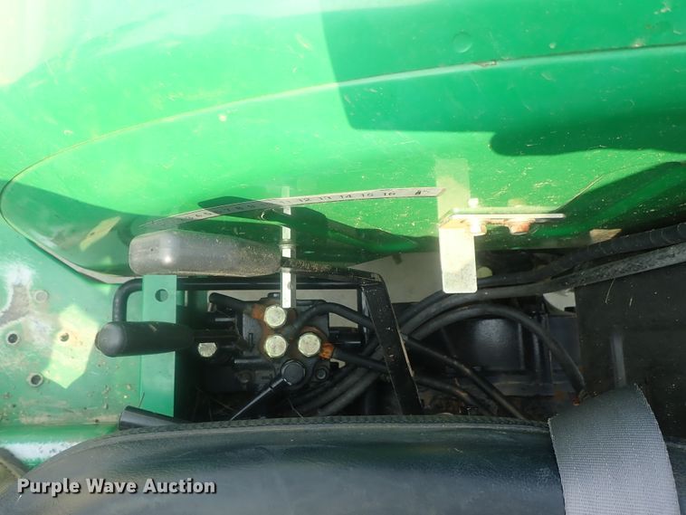 image for item DE0768 Montana 2740  MFWD tractor