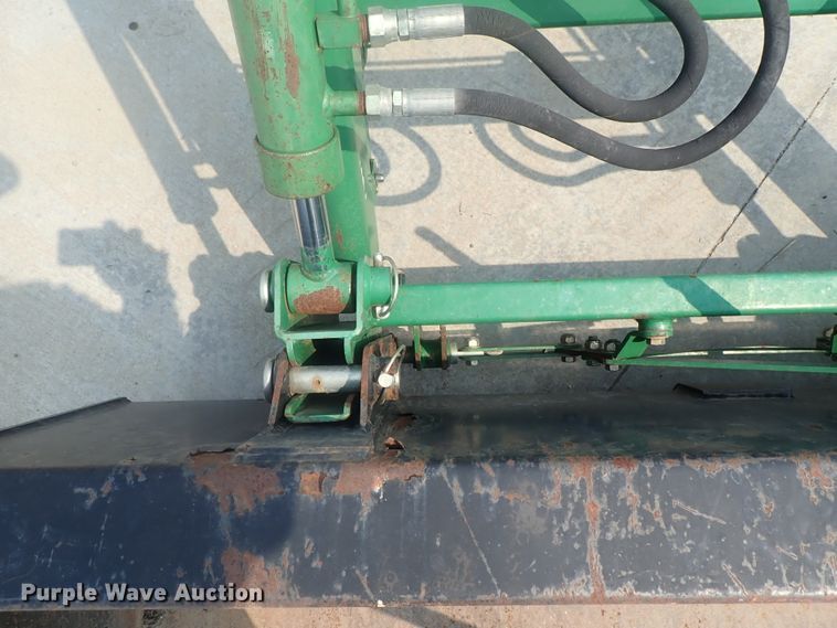 image for item DE0768 Montana 2740  MFWD tractor