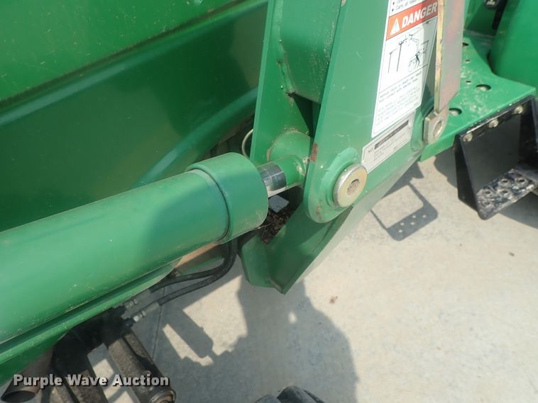 image for item DE0768 Montana 2740  MFWD tractor