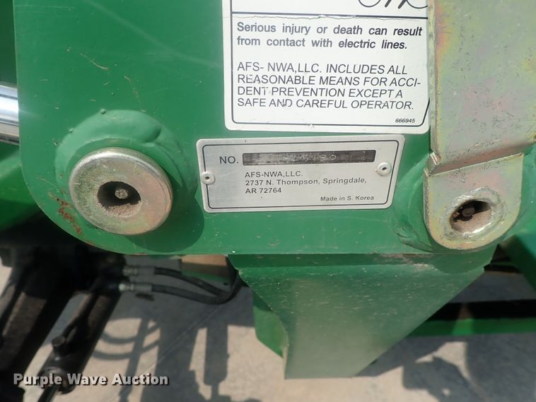 image for item DE0768 Montana 2740  MFWD tractor