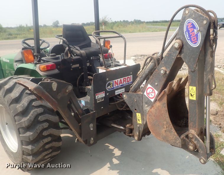 image for item DE0768 Montana 2740  MFWD tractor