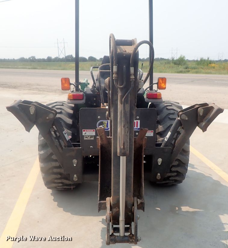 image for item DE0768 Montana 2740  MFWD tractor