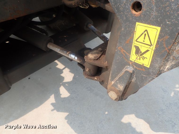 image for item DE0768 Montana 2740  MFWD tractor