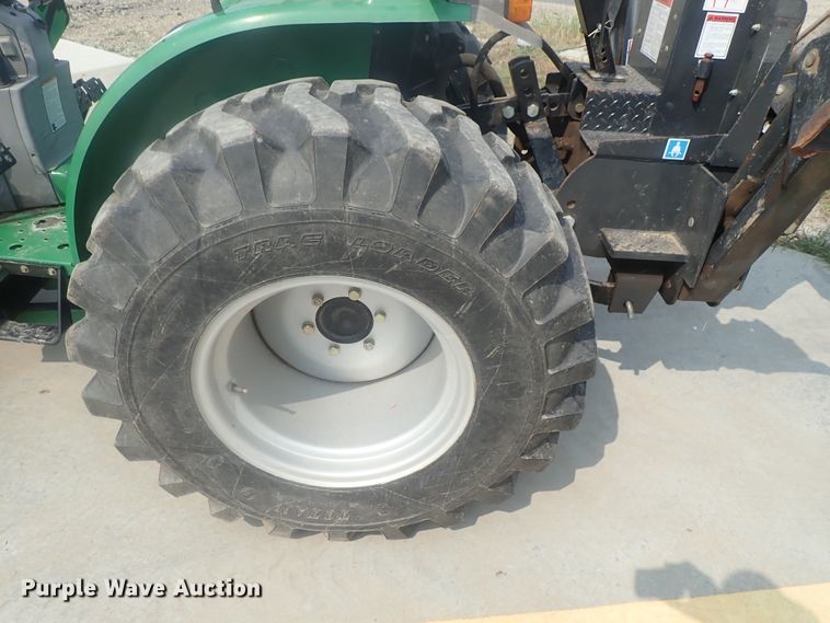 image for item DE0768 Montana 2740  MFWD tractor