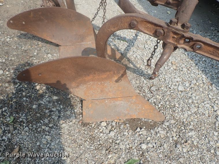 image for item DE0768 Montana 2740  MFWD tractor