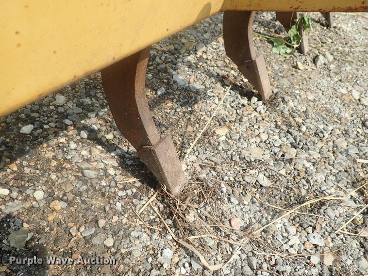 image for item DE0768 Montana 2740  MFWD tractor