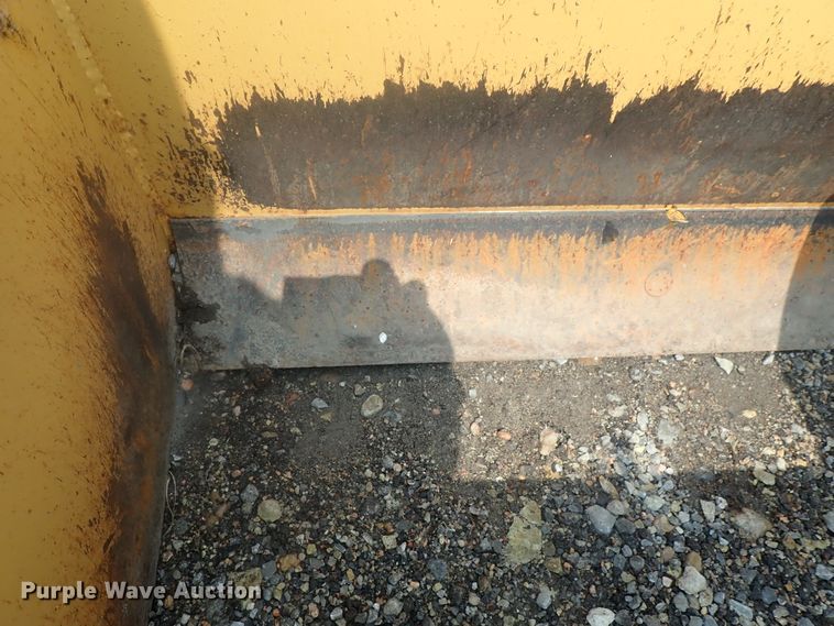 image for item DE0768 Montana 2740  MFWD tractor