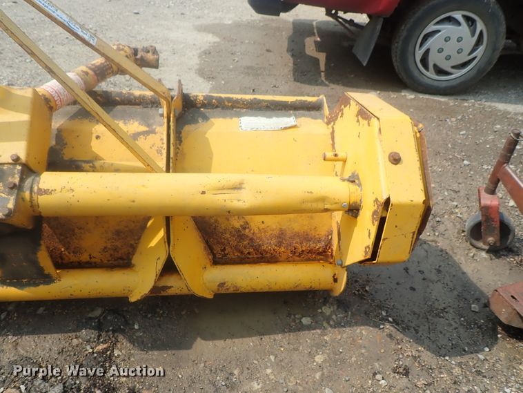 image for item DE0768 Montana 2740  MFWD tractor