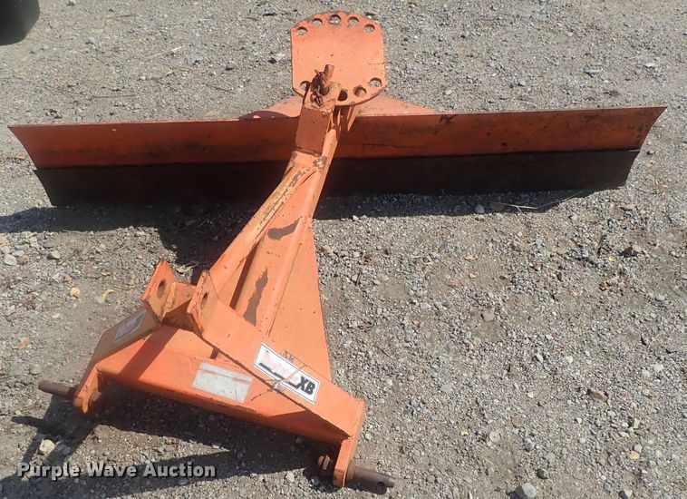 image for item DE0768 Montana 2740  MFWD tractor