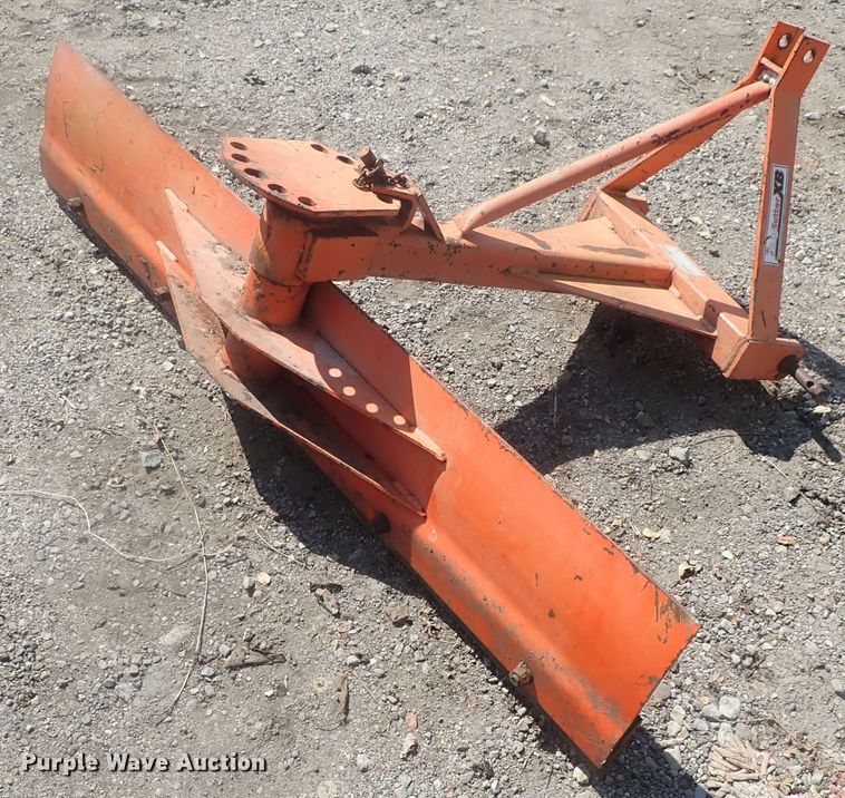 image for item DE0768 Montana 2740  MFWD tractor