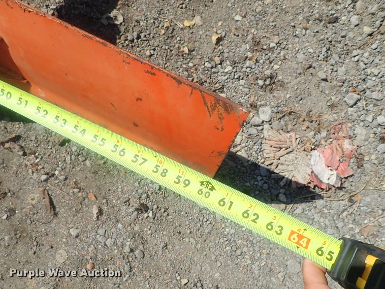 image for item DE0768 Montana 2740  MFWD tractor