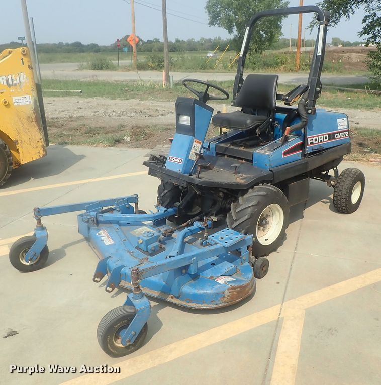 image for item DE0771 Ford CM272 lawn mower