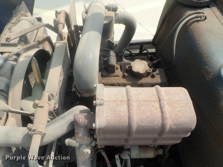 image for item DE0771 Ford CM272 lawn mower