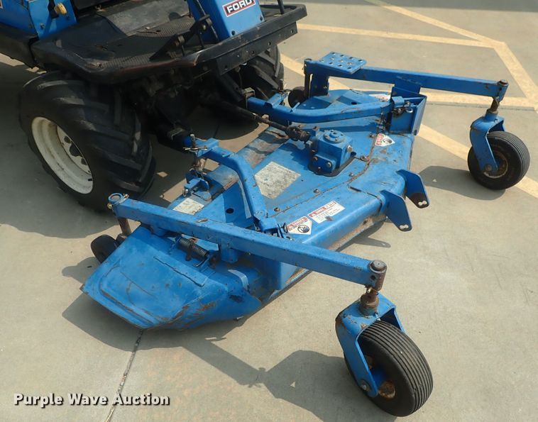 image for item DE0771 Ford CM272 lawn mower