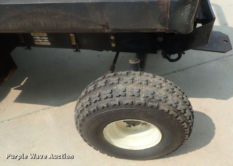 image for item DE0771 Ford CM272 lawn mower