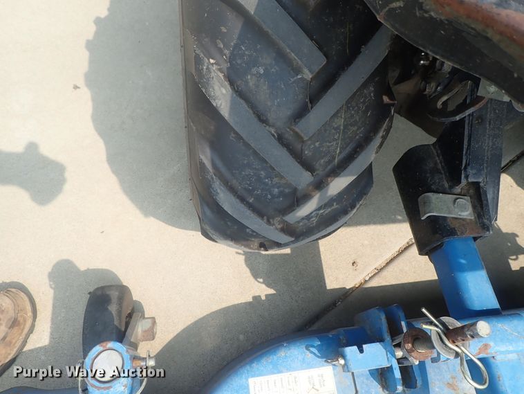 image for item DE0771 Ford CM272 lawn mower