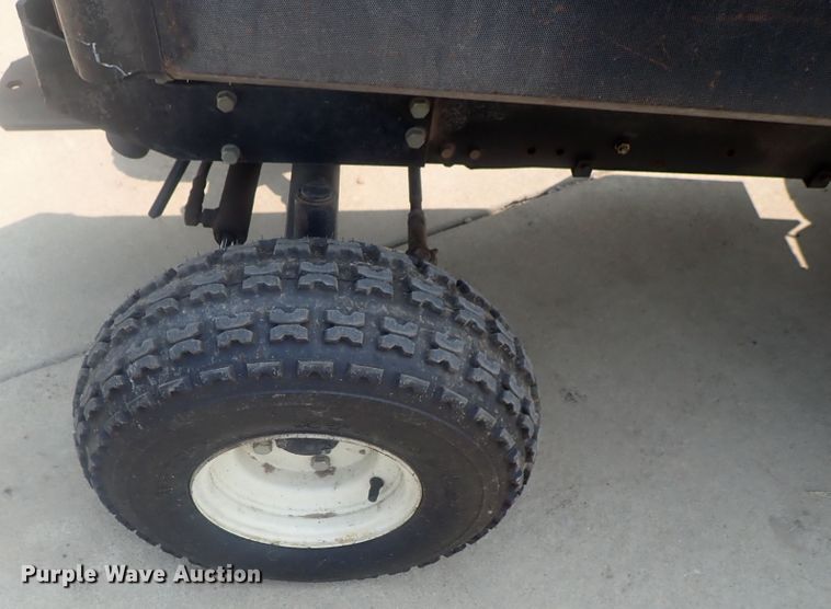 image for item DE0771 Ford CM272 lawn mower