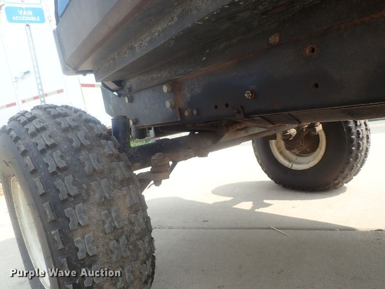 image for item DE0771 Ford CM272 lawn mower