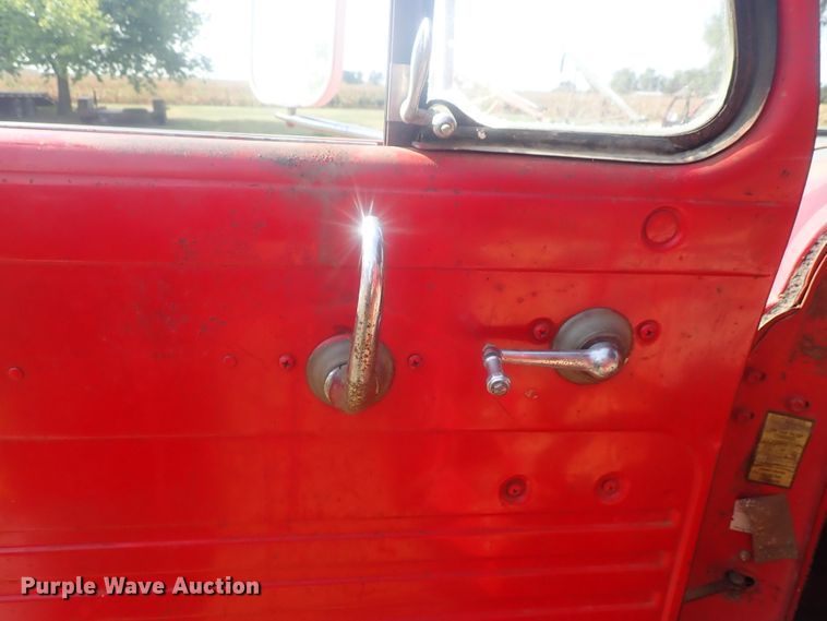 image for item DE0815 1956 International S160  grain truck