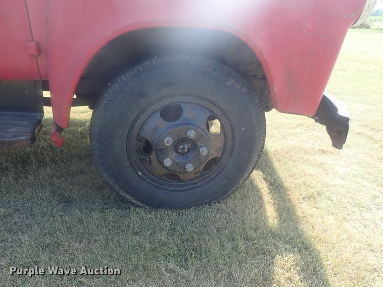 image for item DE0815 1956 International S160  grain truck