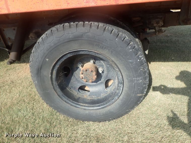 image for item DE0815 1956 International S160  grain truck