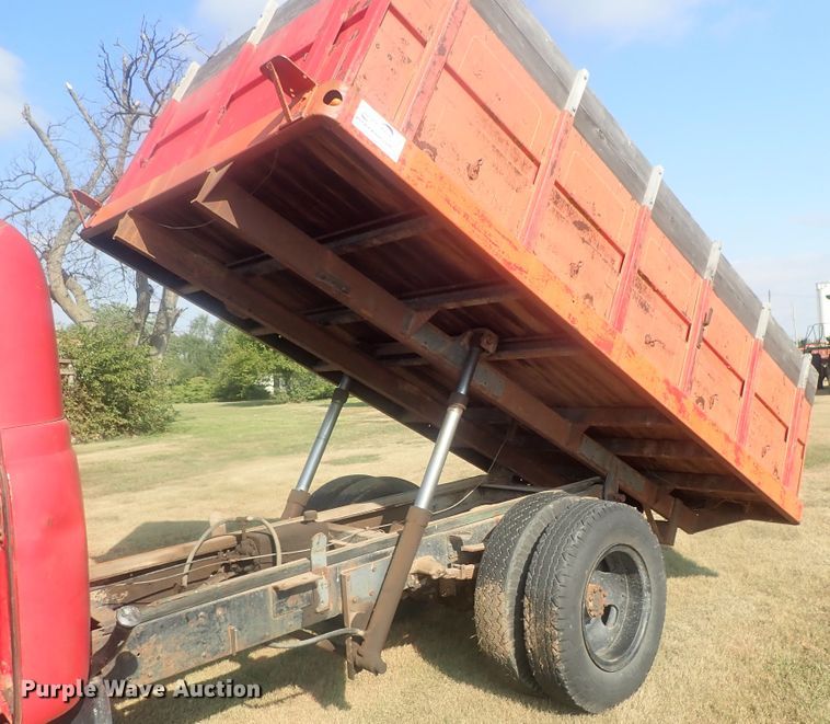 image for item DE0815 1956 International S160  grain truck