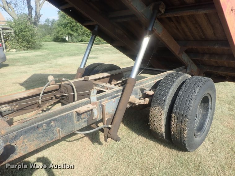 image for item DE0815 1956 International S160  grain truck