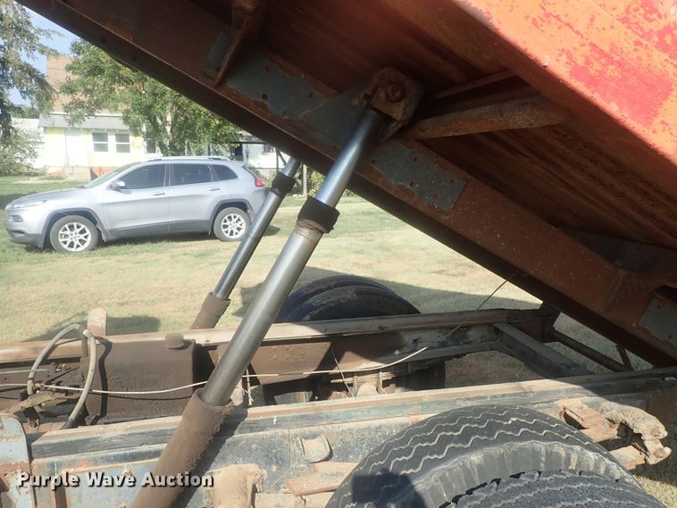 image for item DE0815 1956 International S160  grain truck