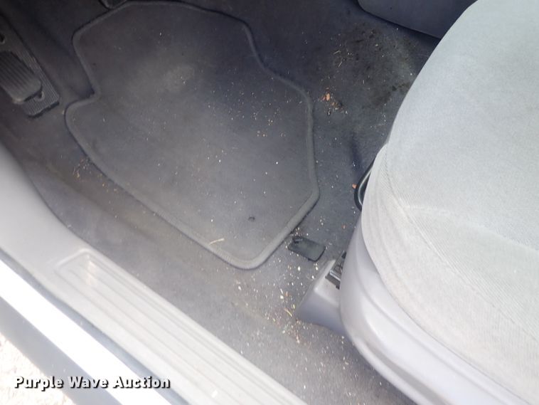 image for item DE0816 2005 Ford Taurus