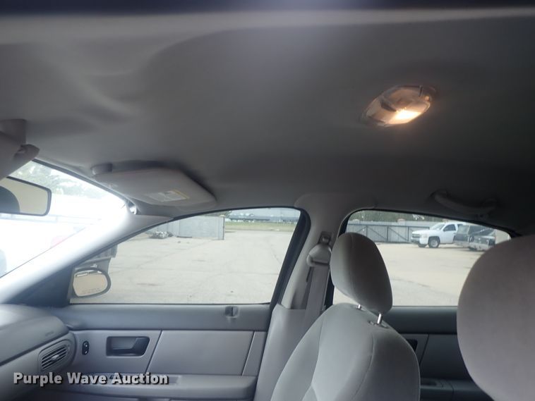 image for item DE0816 2005 Ford Taurus