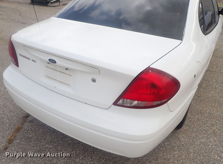 image for item DE0816 2005 Ford Taurus