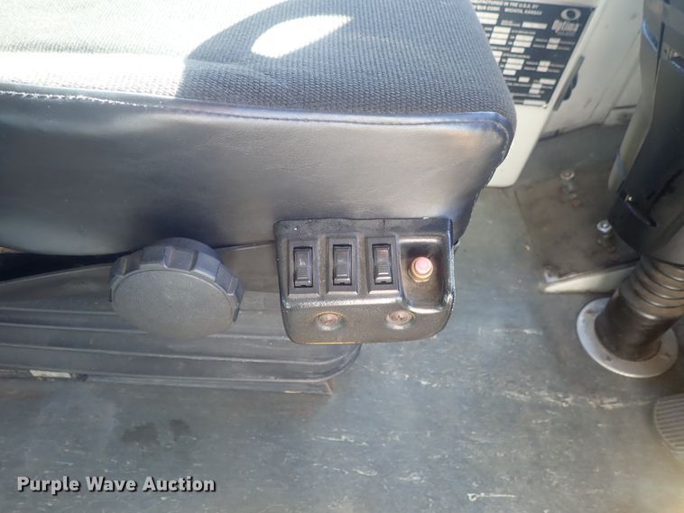 image for item DE0828 2006 Optima LFB-34  coach bus